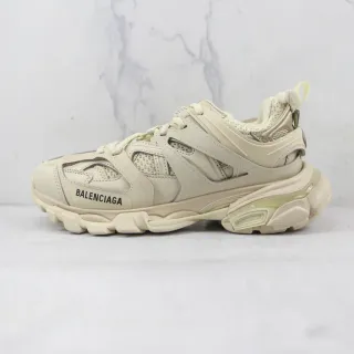 Balenciaga Track Trainer Off-White حذاء رياضي سميك