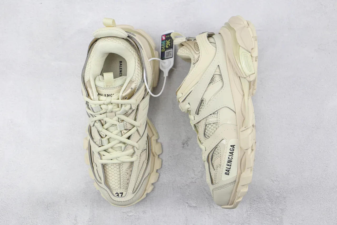 Balenciaga Track Trainer Off-White basket chunky 3