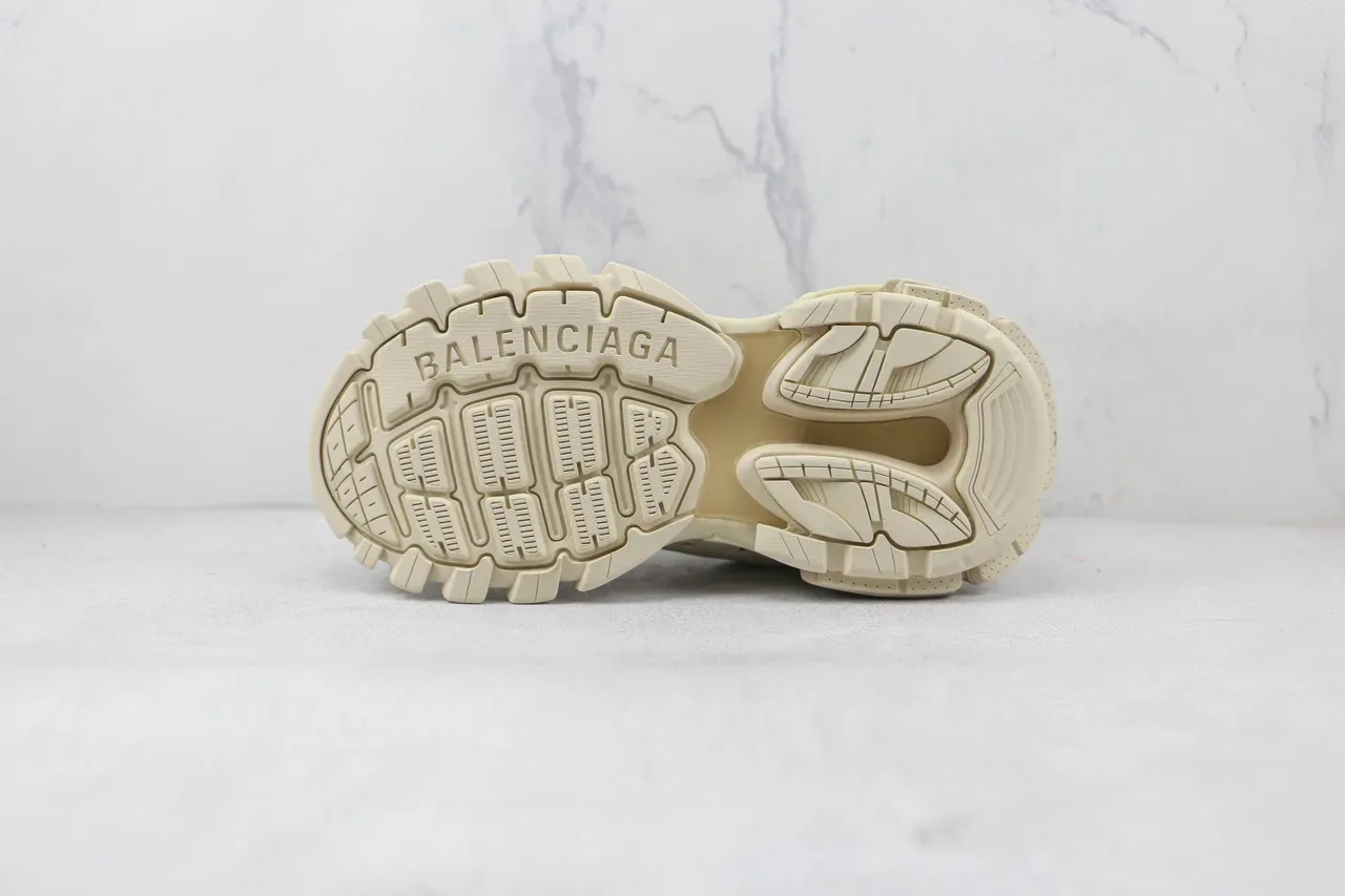 Balenciaga Track Trainer Off-White basket chunky 8