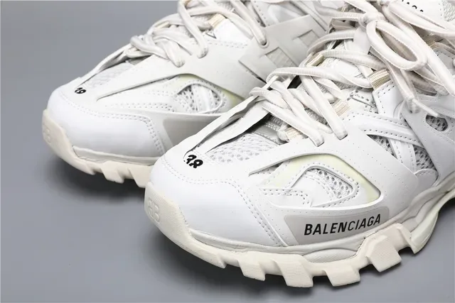 Balenciaga Track Trainer সাদা মোটা সোলের স্নিকার্স 4