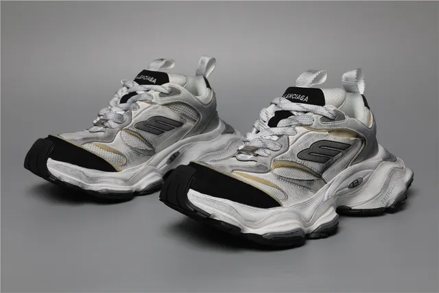 Balenciaga Track Trainer blanches grises noires dorées sneakers à semelle épaisse 5