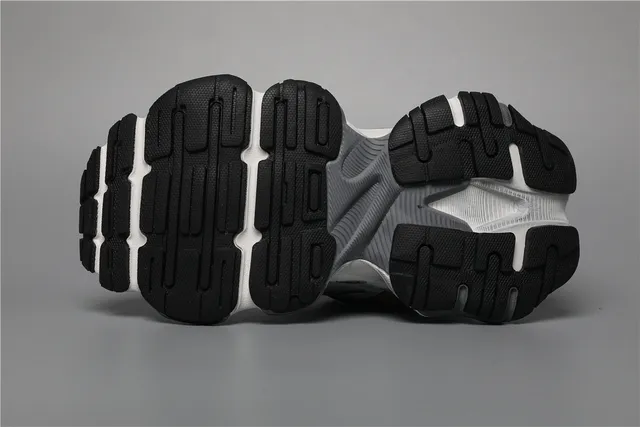 Balenciaga Track Trainer blanches grises noires dorées sneakers à semelle épaisse 6
