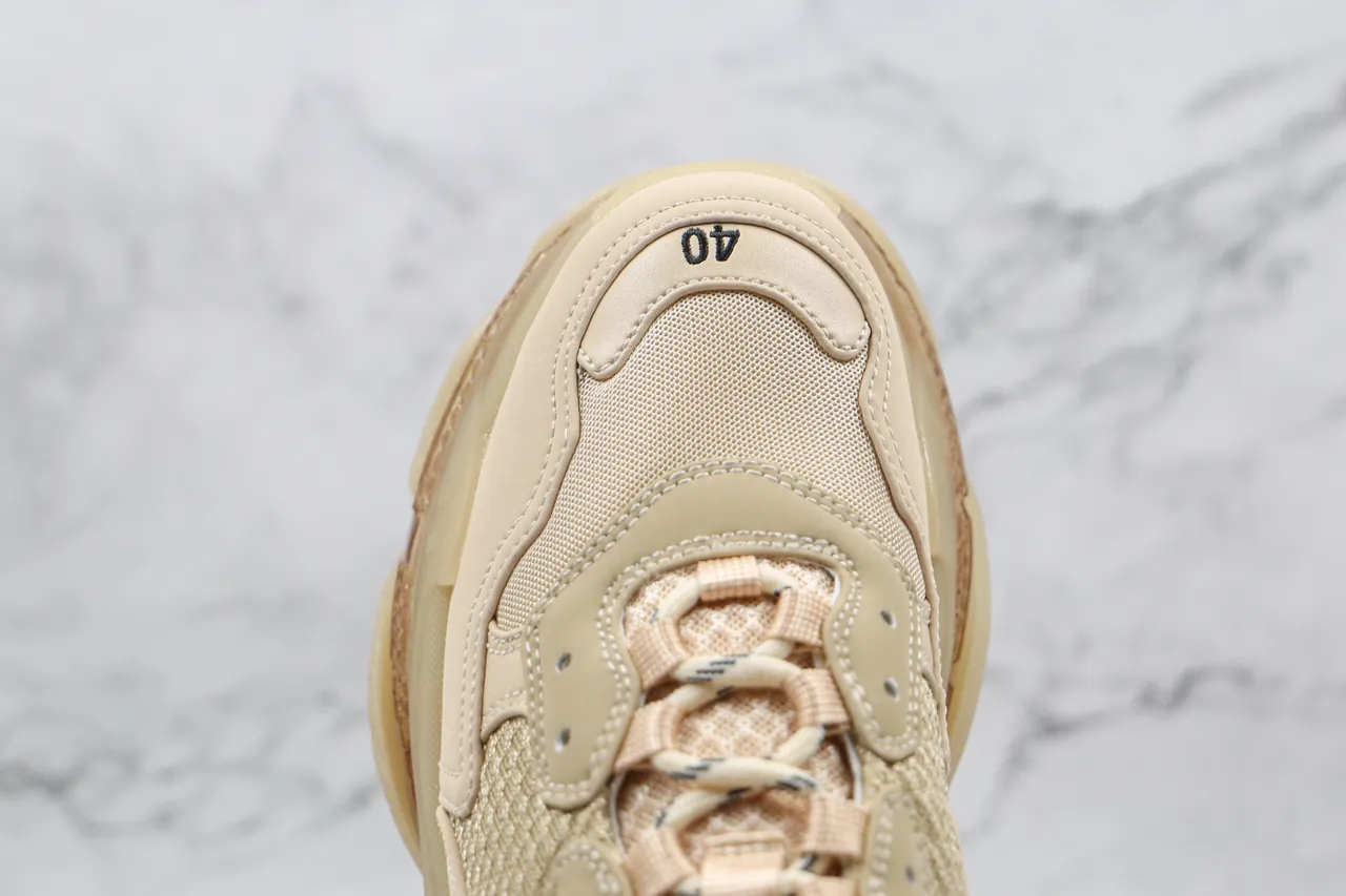 Balenciaga Triple S Beige and Translucent Amber tênis chunky 5