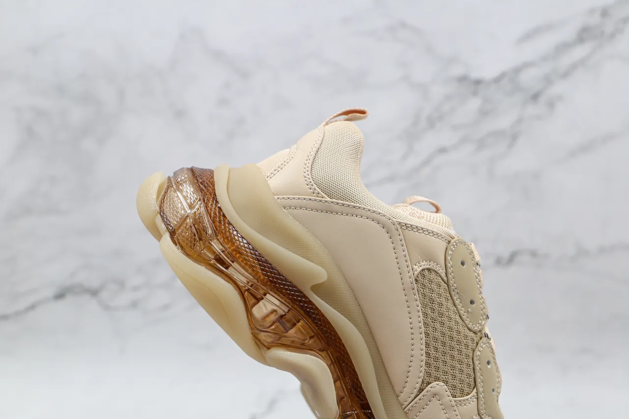 Balenciaga Triple S Beige and Translucent Amber tênis chunky 7