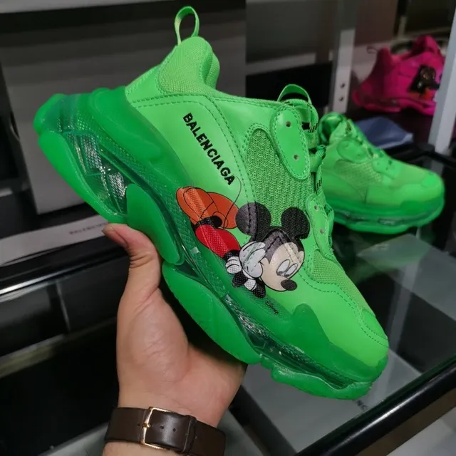 Balenciaga Triple S Sneakers Vert Néon Mickey Mouse Chunky 9