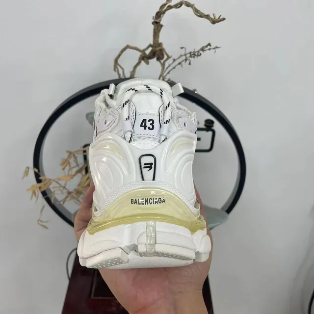Balenciaga Solado Branco Preto Camada Graffiti-Print Tênis Chunky 4