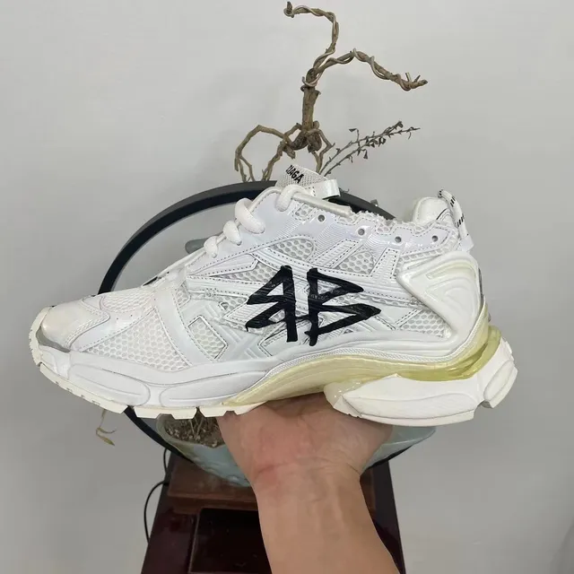 Balenciaga Solado Branco Preto Camada Graffiti-Print Tênis Chunky 5