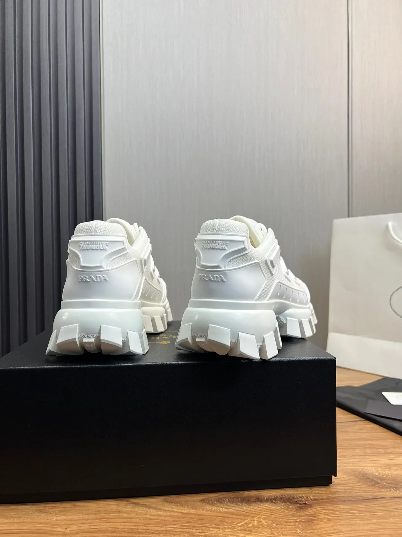 Balenciaga Zapatillas Chunky Blancas Monolithic Block-Lug Sole 5