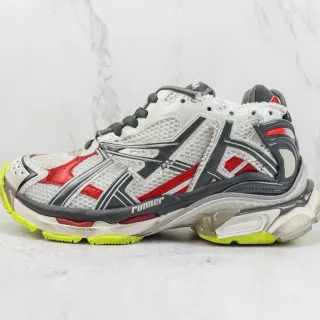 Balenciaga أبيض أحمر زائد الحجم ظلال شبكة وطبقات تركيبية حذاء رياضي كثيف