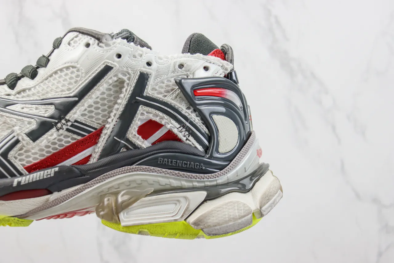 Balenciaga Branco Vermelho Silhueta Oversized Camadas de Malha e Superposições Sintéticas Tênis Chunky 7