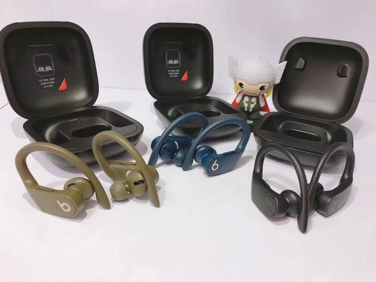 Beats Powerbeats Pro سماعات رياضية لاسلكية مفتوحة الأذن مع الهوك 8