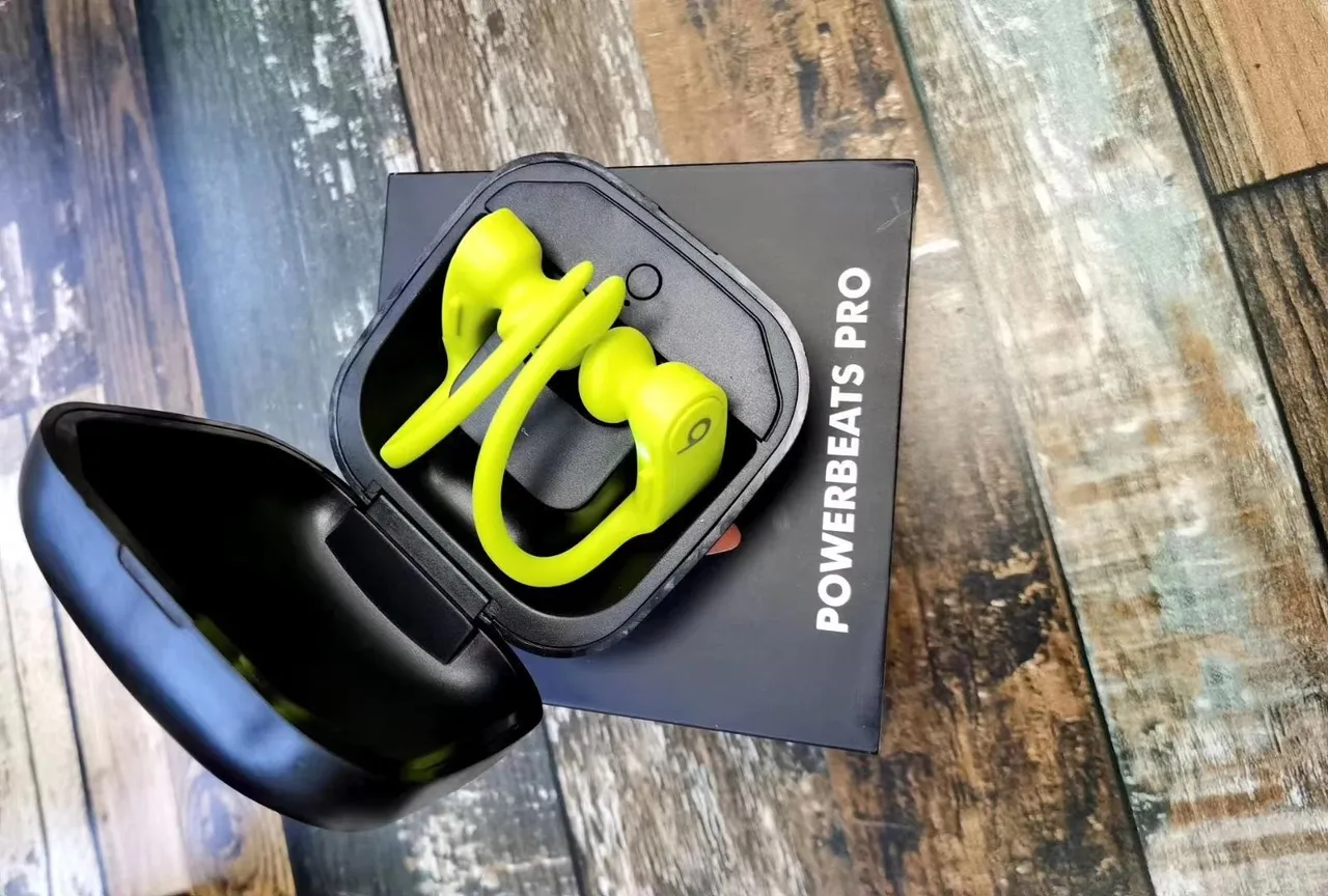 Beats Powerbeats Pro Wireless Sports Earphones 2