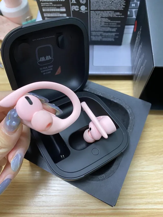 Beats Powerbeats Pro Wireless Sports Earphones 22