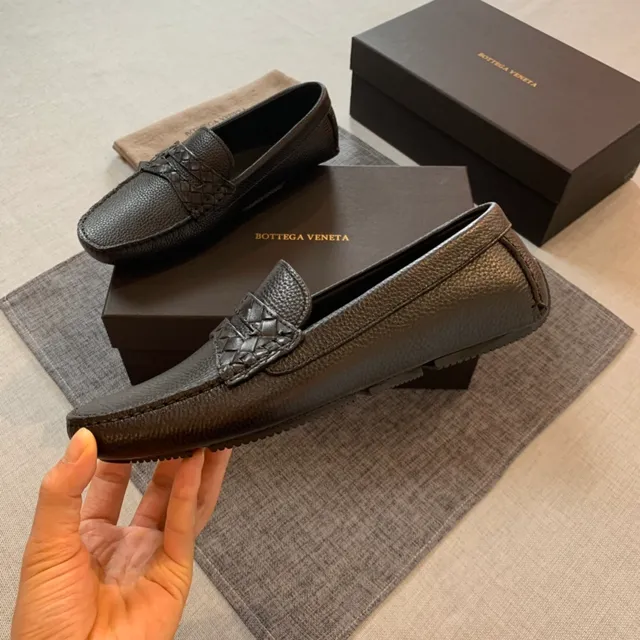 Bottega Veneta Andiamo Cuir noir grainé Intrecciato Tissé Vamp Mocassin 5