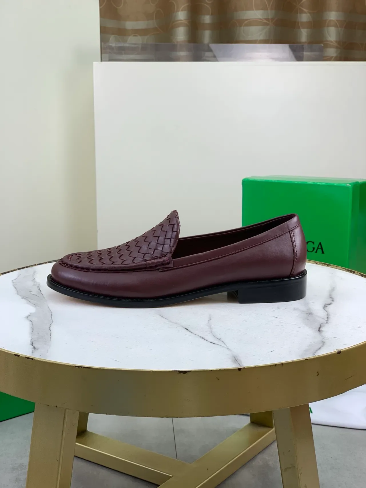 Bottega Veneta Andiamo বার্গান্ডি ব্ল্যাক Intrecciato-Woven Vamp স্মুথ লেদার আপার লোফার 6