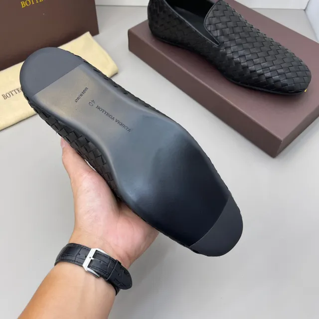 Bottega Veneta Andiamo Intrecciato couro trançado preto mocassins 9
