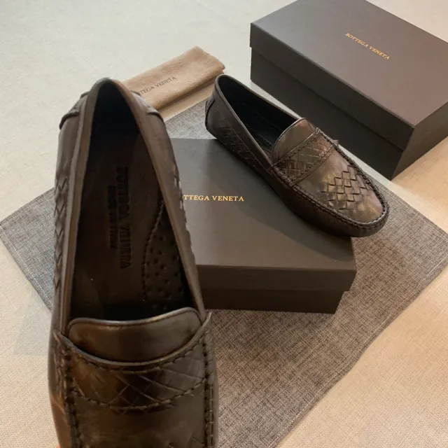 Bottega Veneta Andiamo Intrecciato বুনন চামড়ার লুফার 3