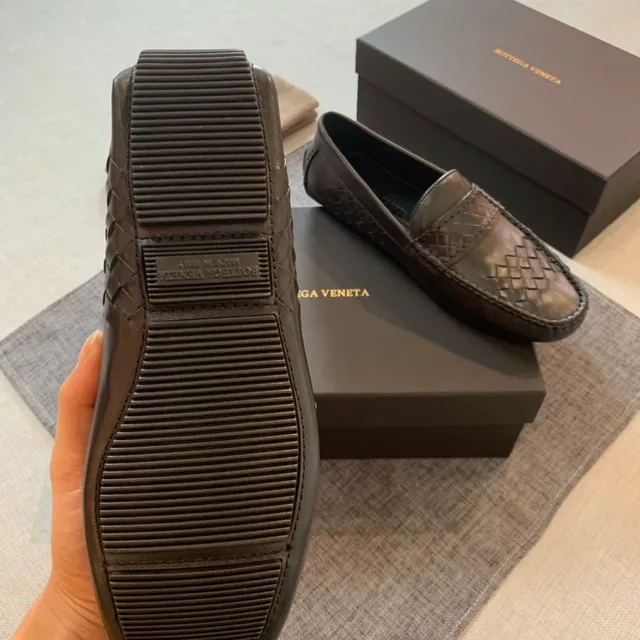 Bottega Veneta Andiamo Intrecciato বুনন চামড়ার লুফার 4