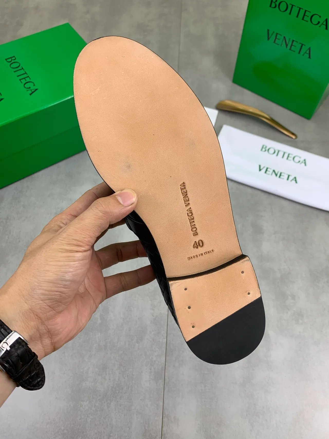 Bottega Veneta কালো সোনা Intrecciato বুনা চামড়া হর্সবিট বাকল লোফার 3