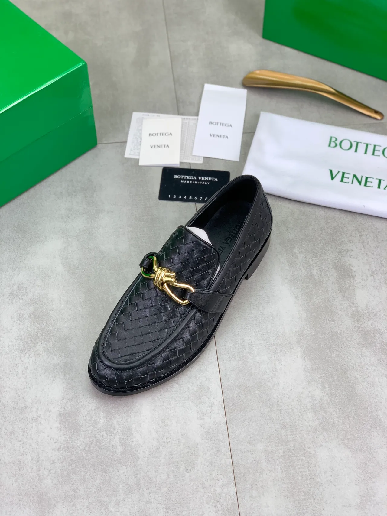Bottega Veneta কালো সোনা Intrecciato বুনা চামড়া হর্সবিট বাকল লোফার 4