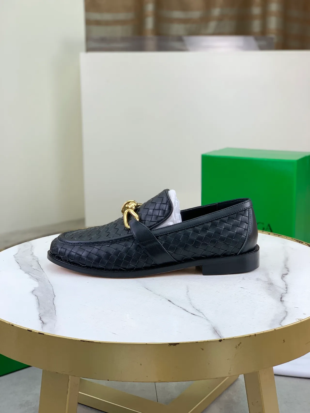 Bottega Veneta কালো সোনা Intrecciato বুনা চামড়া হর্সবিট বাকল লোফার 6