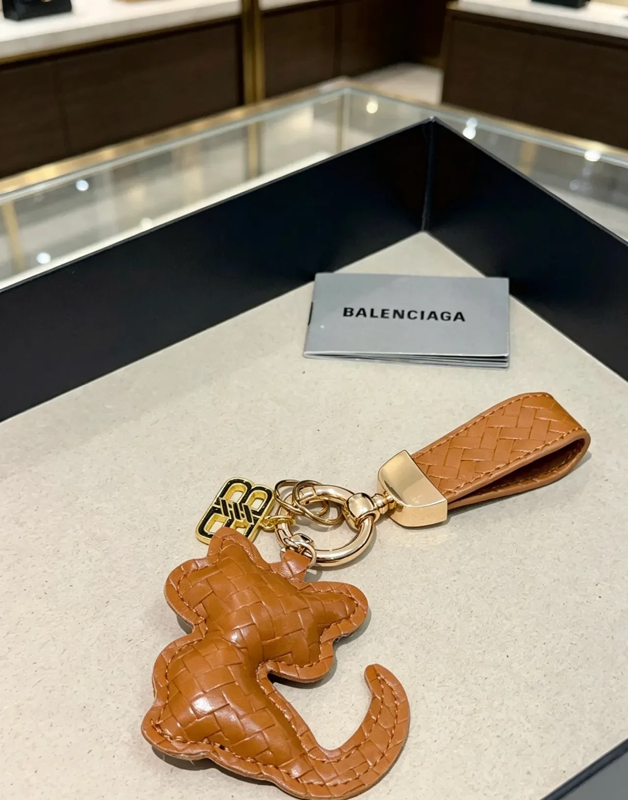 Bottega Veneta Brown Gold Intrecciato Woven Leather Cat-Shaped Charm Handbag 3