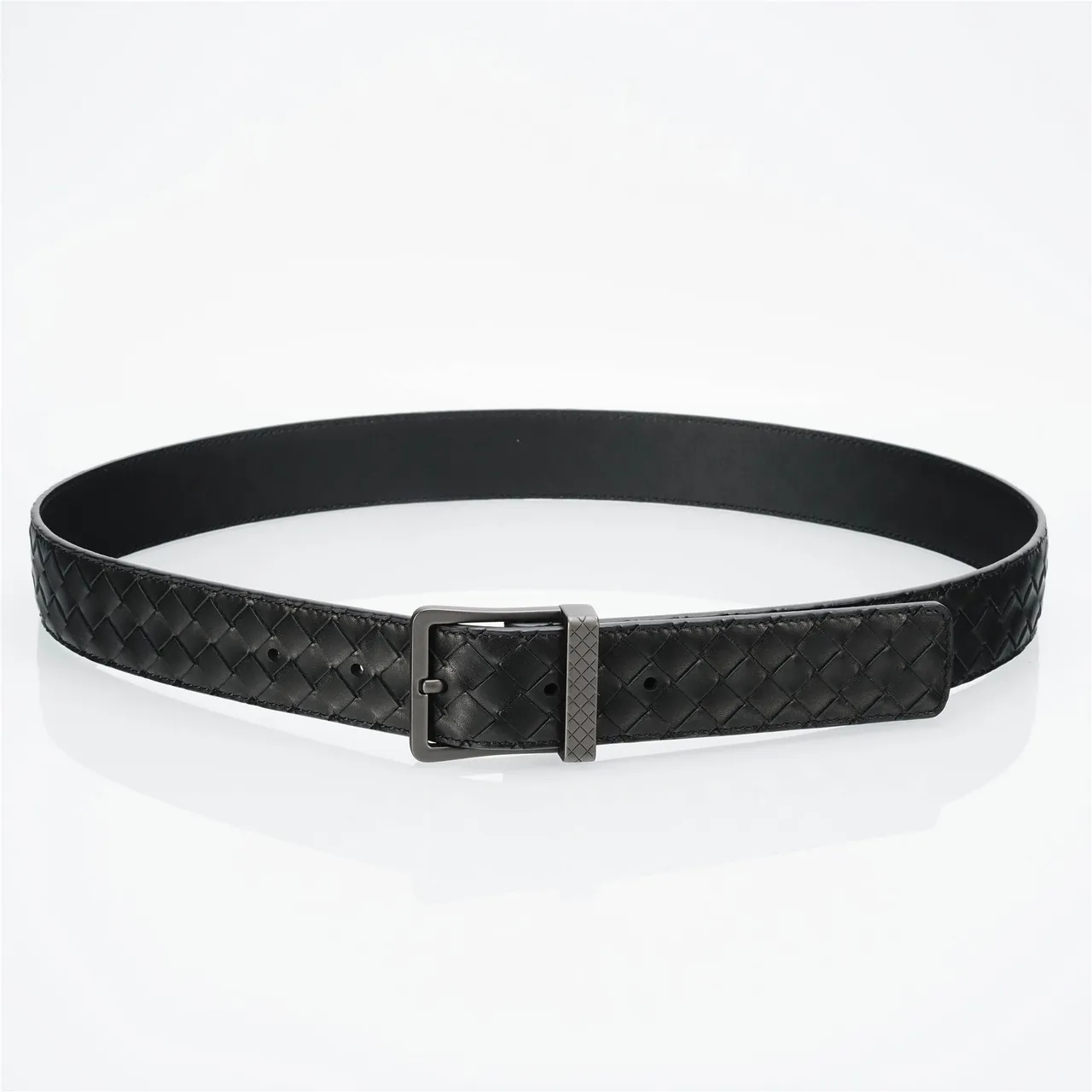 Bottega Veneta Cassette Intrecciato Ceinture en cuir noir 9