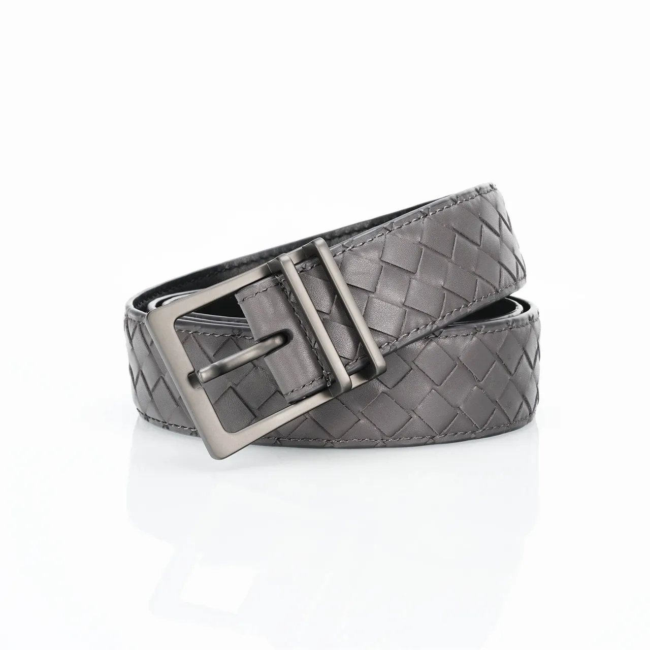 Bottega Veneta Cassette Intrecciato Ceinture en Cuir Gris 4