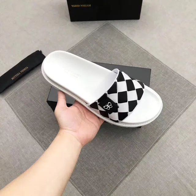 Bottega Veneta Cassette Slide Tira xadrez branco preto sola plataforma grossa sandálias 5