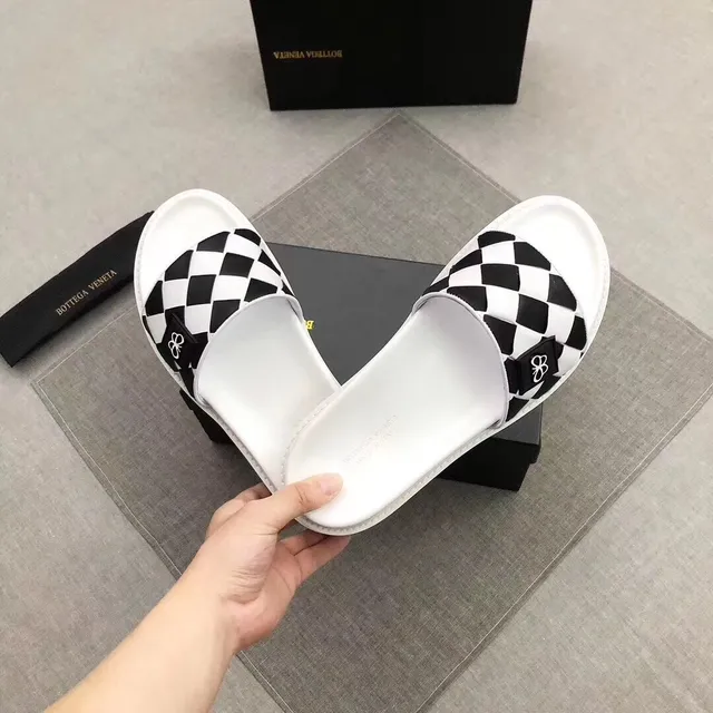 Bottega Veneta Cassette Slide Tira xadrez branco preto sola plataforma grossa sandálias 7