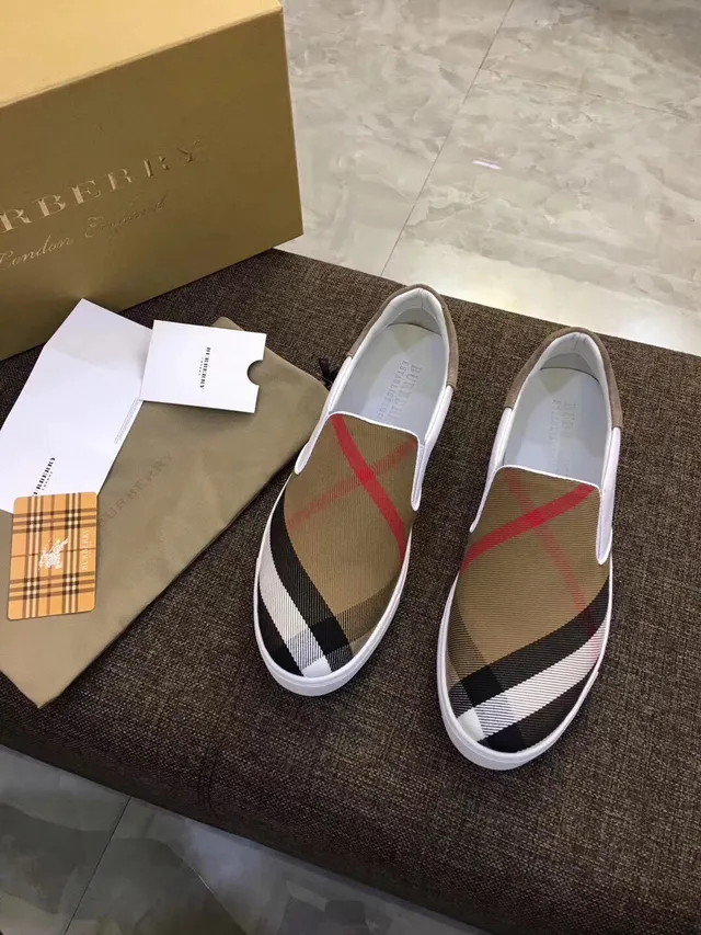 Burberry Beige Multicolor Maison Check Toile Supérieure Enfiler Construction Mocassin 2