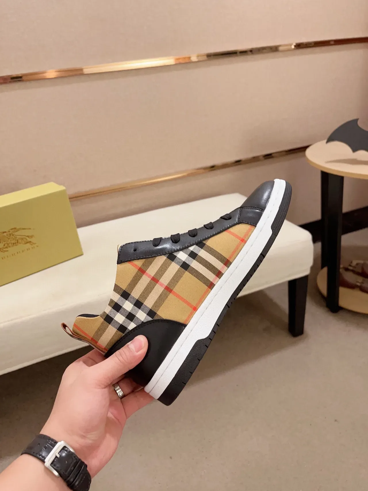 Burberry Noir Beige Hautes en Cuir et Tissu à Carreaux Sneakers Lifestyle 6