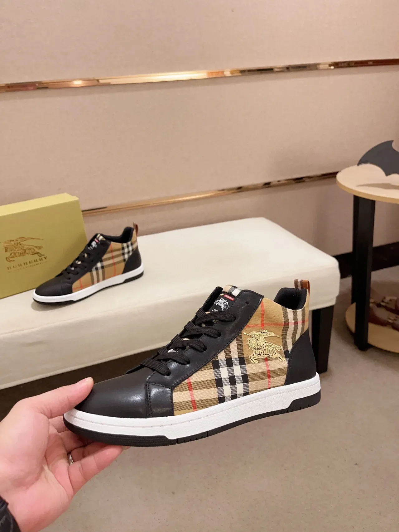 Burberry Noir Beige Hautes en Cuir et Tissu à Carreaux Sneakers Lifestyle 8