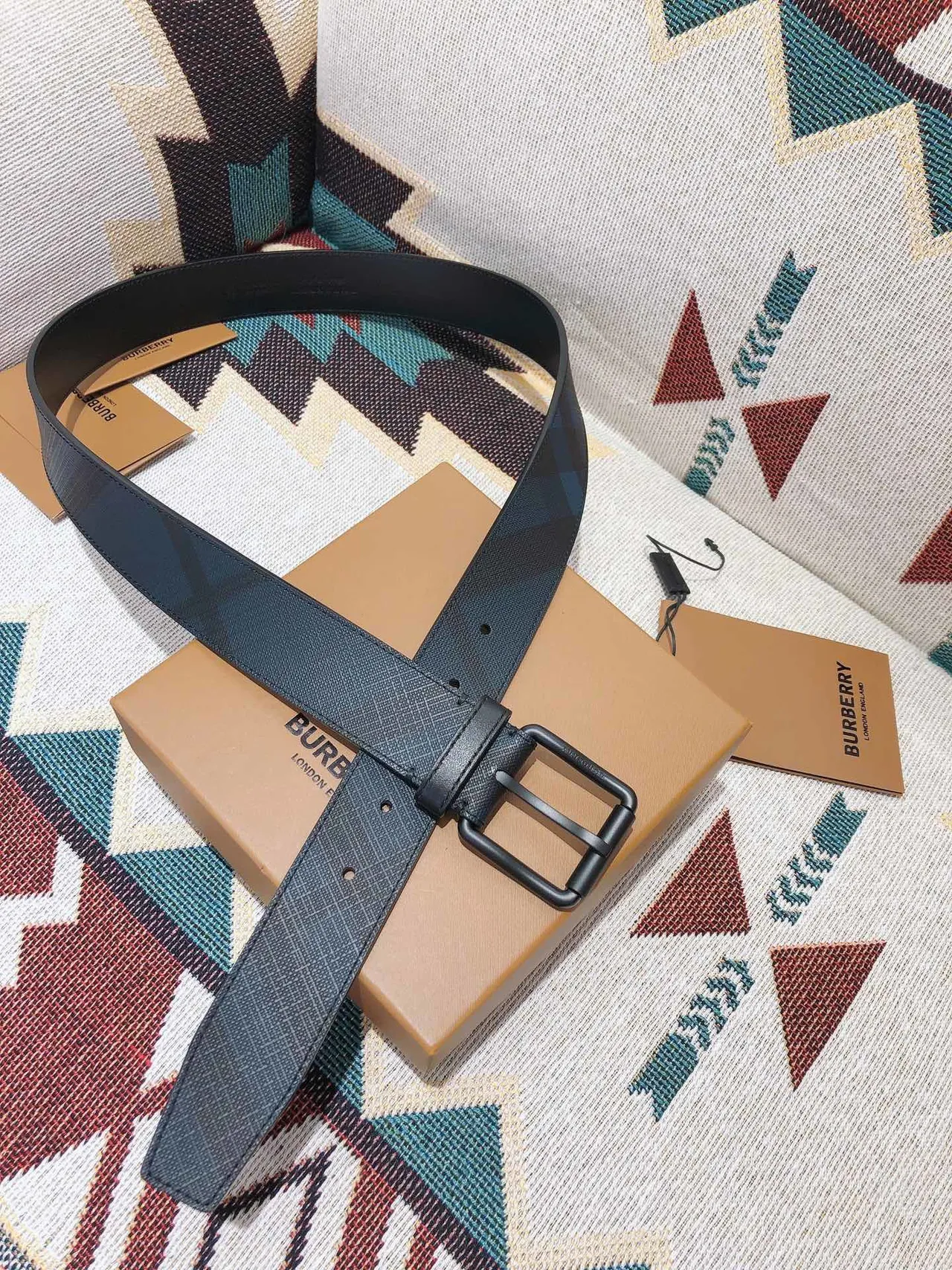 Burberry Black Matte Buckle Tonal Check-Patterned Leather Belt 4