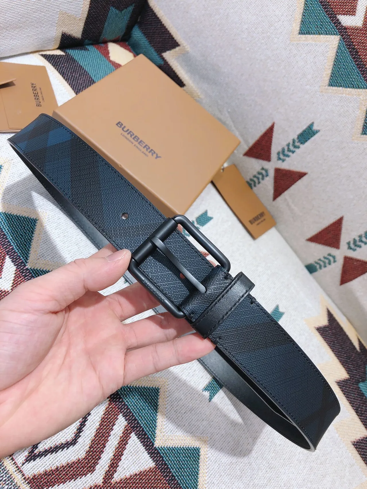 Burberry Black Matte Buckle Tonal Check-Patterned Leather Belt 8