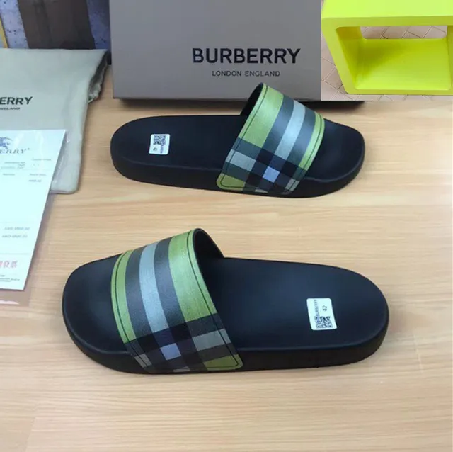 Burberry Black Multicolor Molded Rubber Sole Wide Check-Pattern Strap Slippers 4