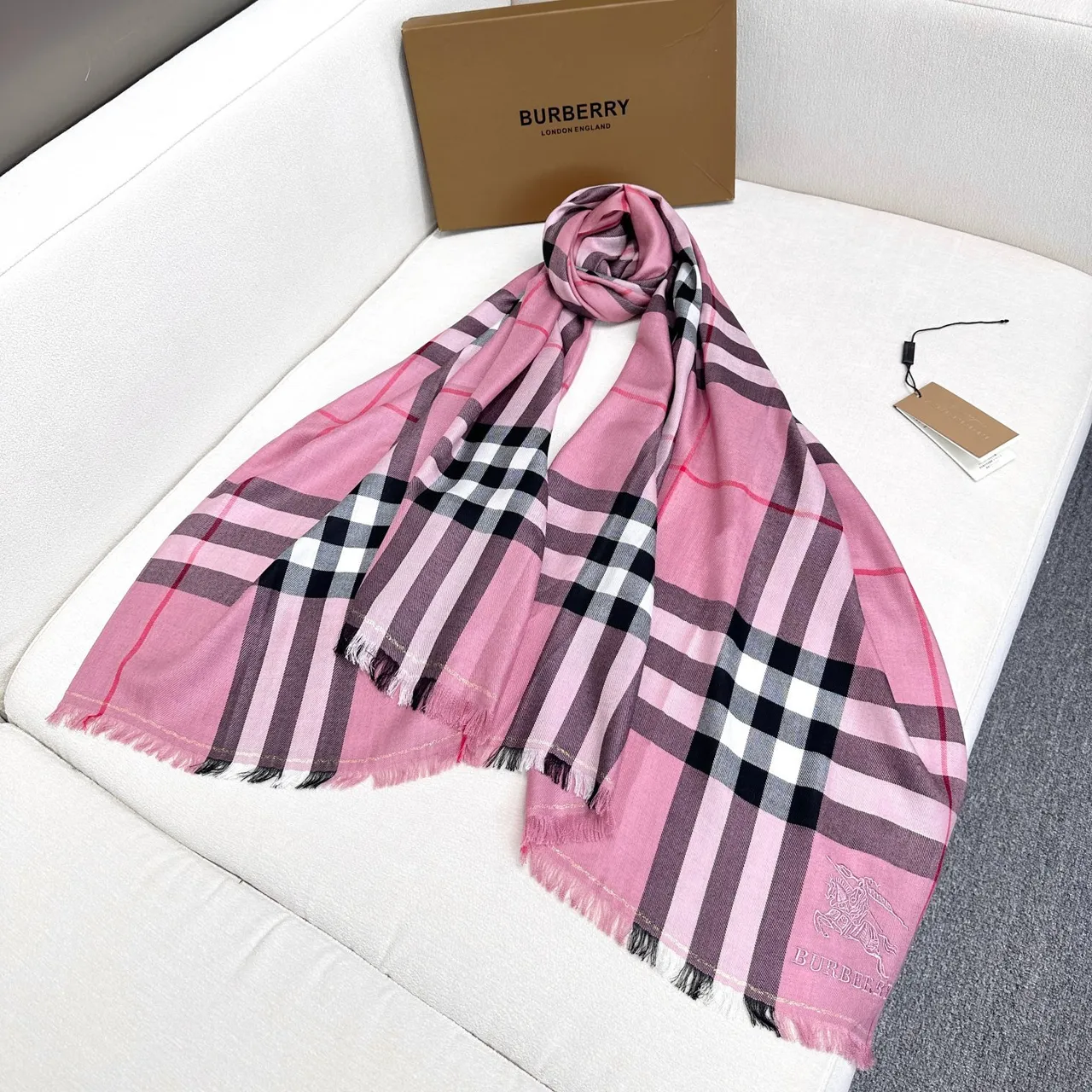 Burberry Classic Check Pink Shawl 5