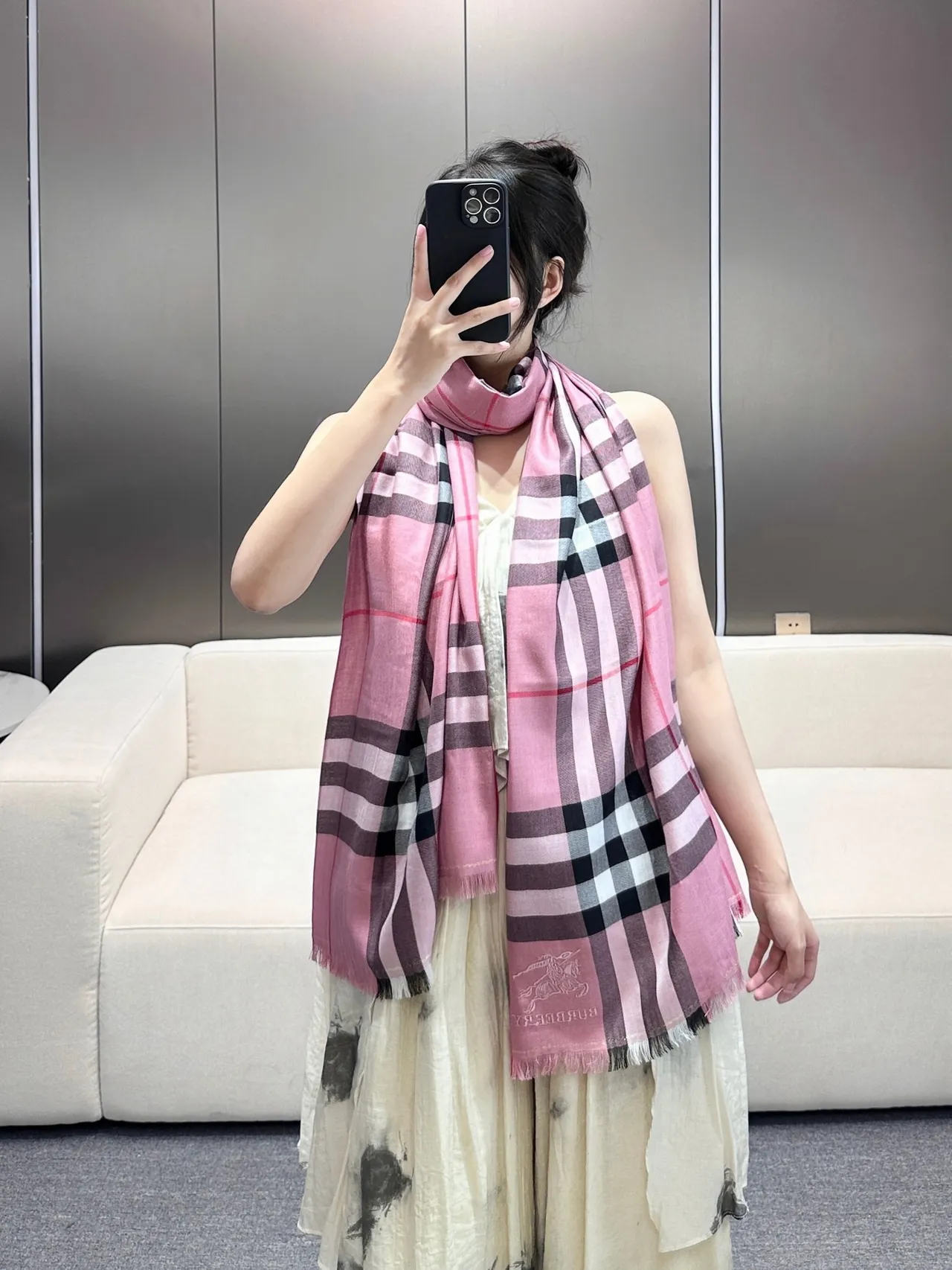 Burberry Classic Check Pink Shawl 9
