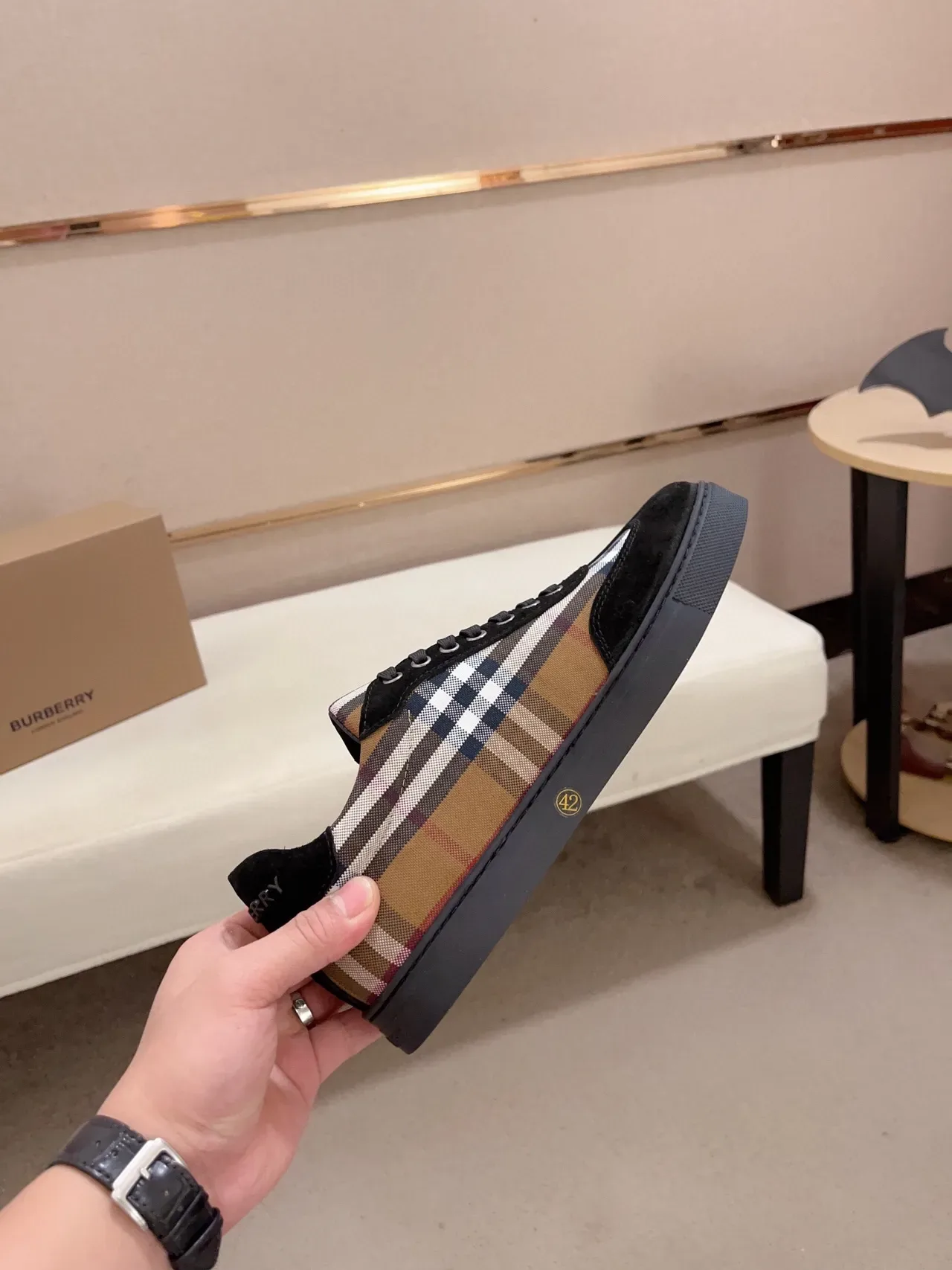 Burberry Chaussures Lifestyle à Panneau en Daim avec Motif House Check 5