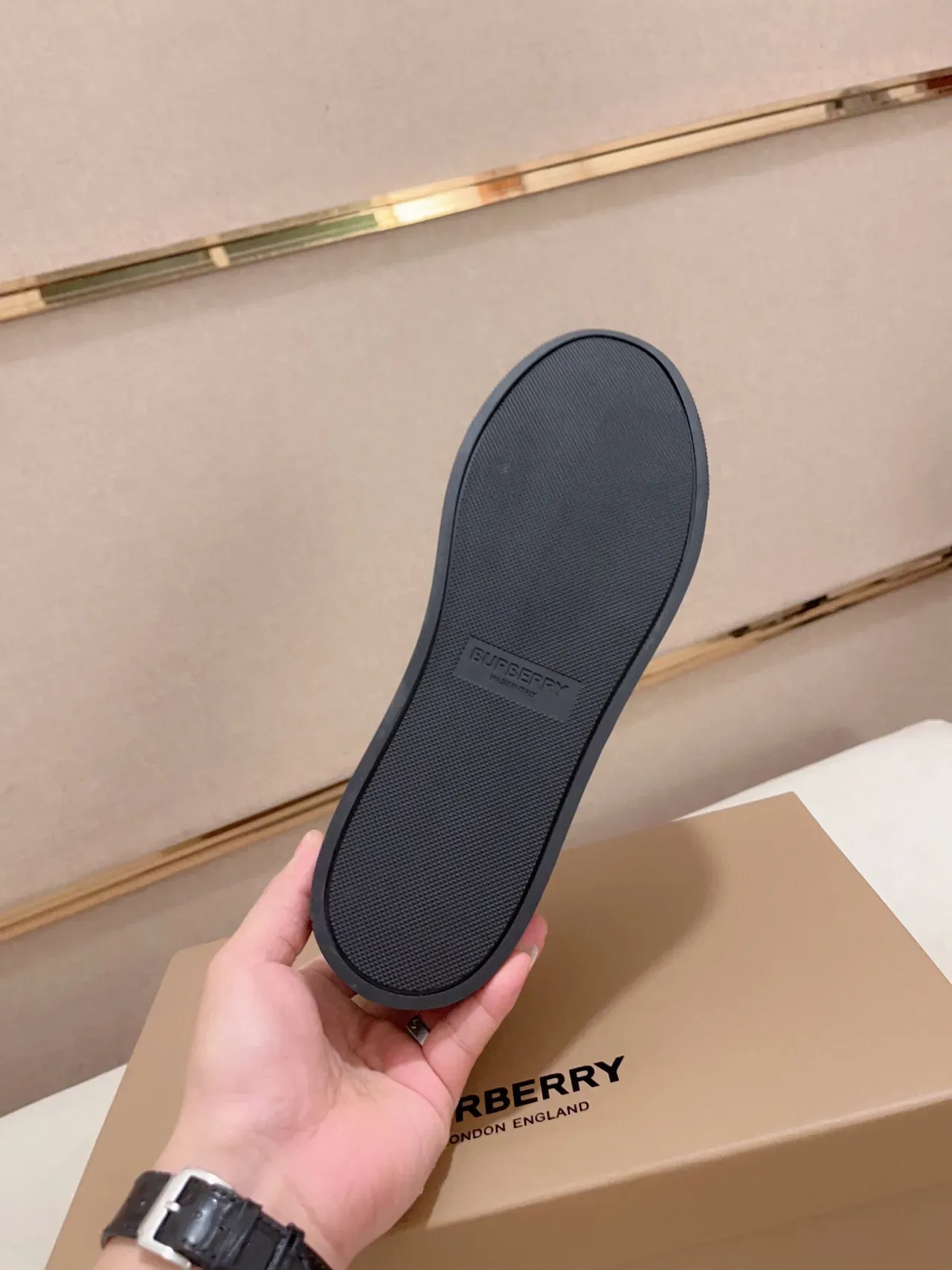 Burberry Chaussures Lifestyle à Panneau en Daim avec Motif House Check 9