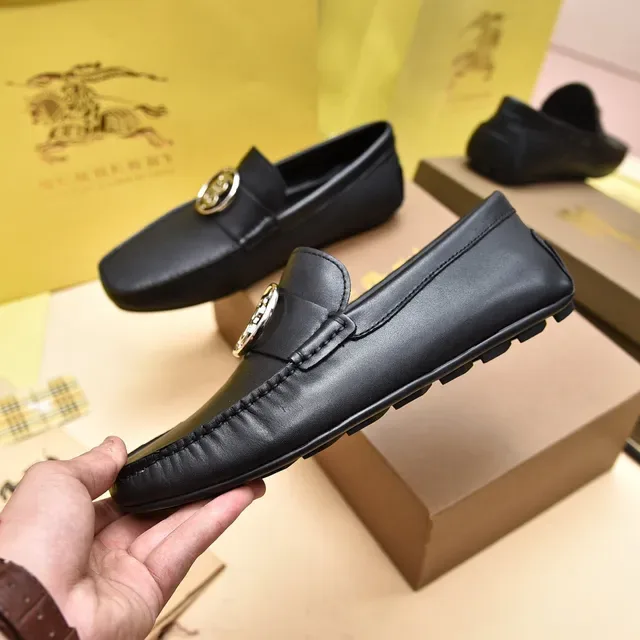 Burberry Knight Black Leather Penny Loafer 7
