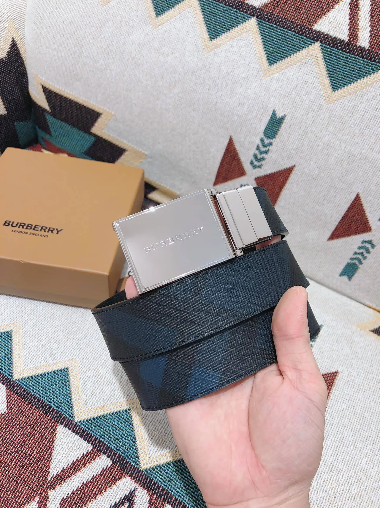 Burberry Knight Navy House Check Ceinture en cuir 2