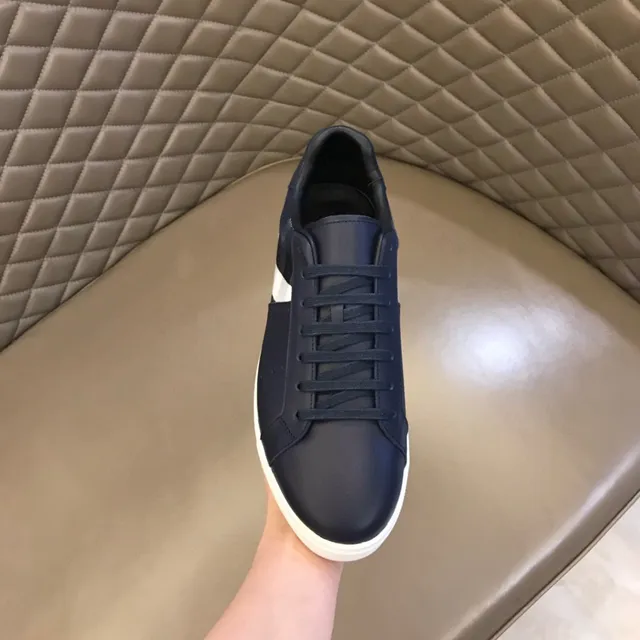 Burberry Lola Navy White cuir tige House Check bande latérale lifestyle sneakers 7