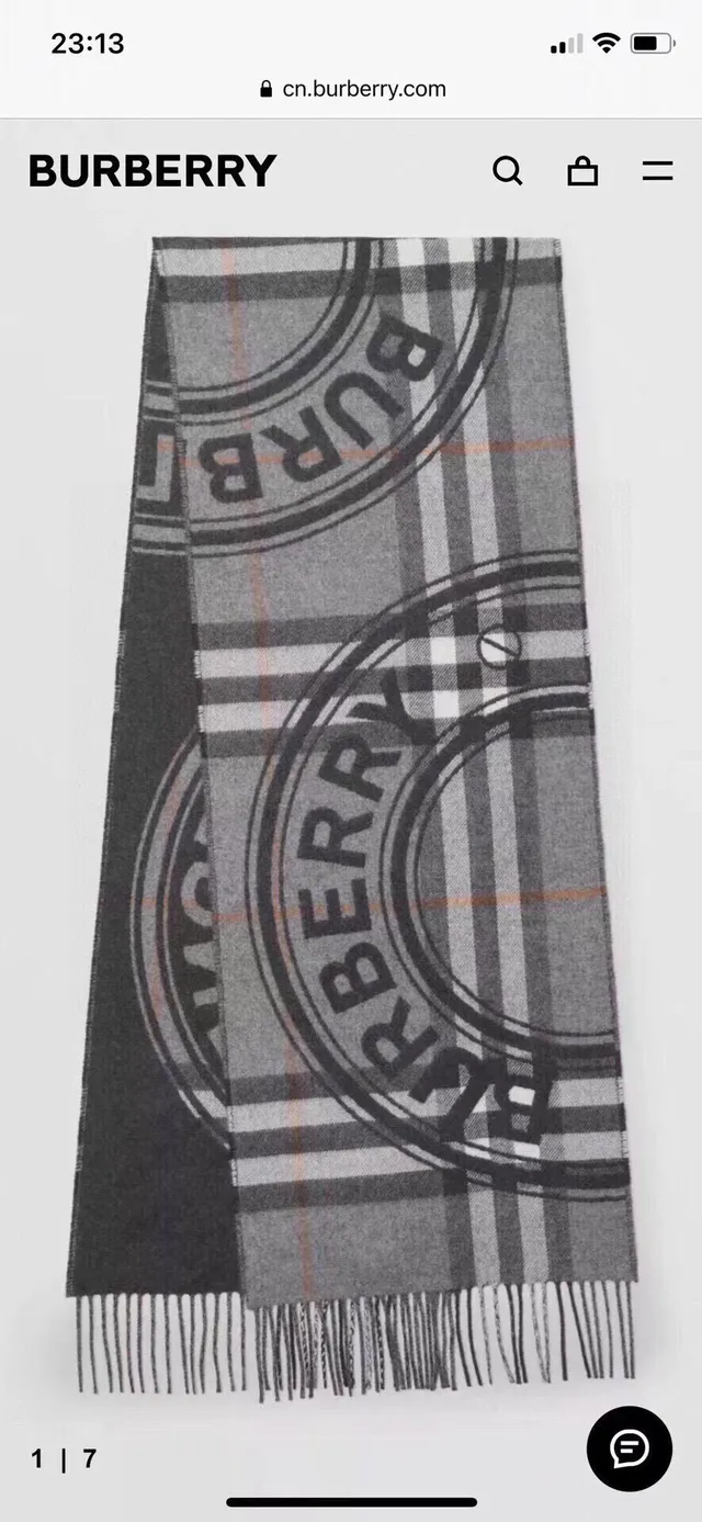 Écharpe Burberry cachemire navy et crème à franges 2