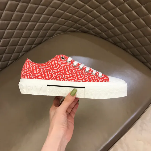 Burberry Rouge Blanc imprimé Monogram-Print toile plateforme cupsole chaussures lifestyle 5