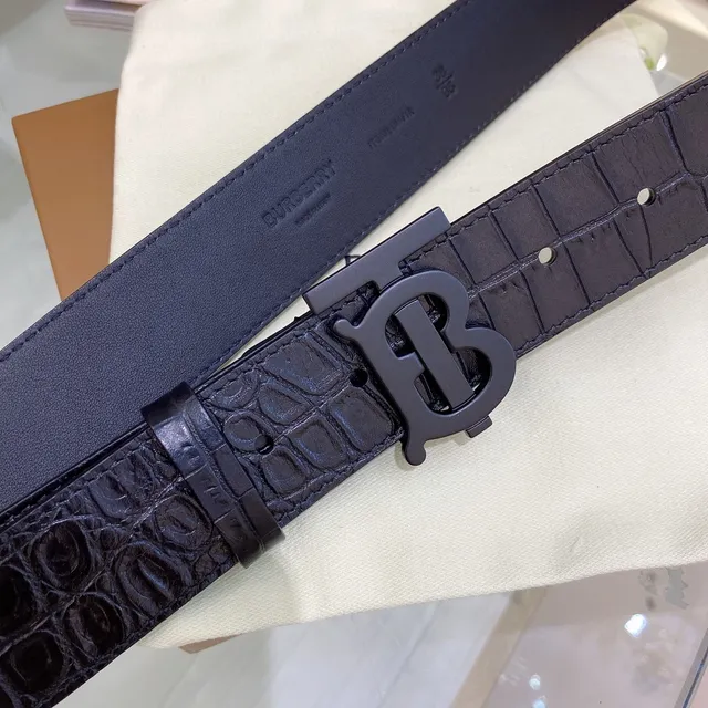 Burberry TB Belt Navy Crocodile-Embossed Leather Belt 3