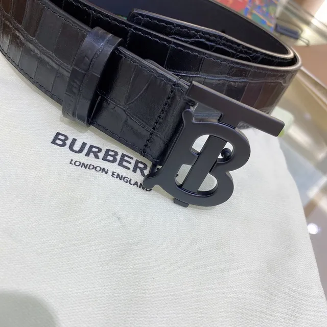 Burberry TB Belt Navy Crocodile-Embossed Leather Belt 6