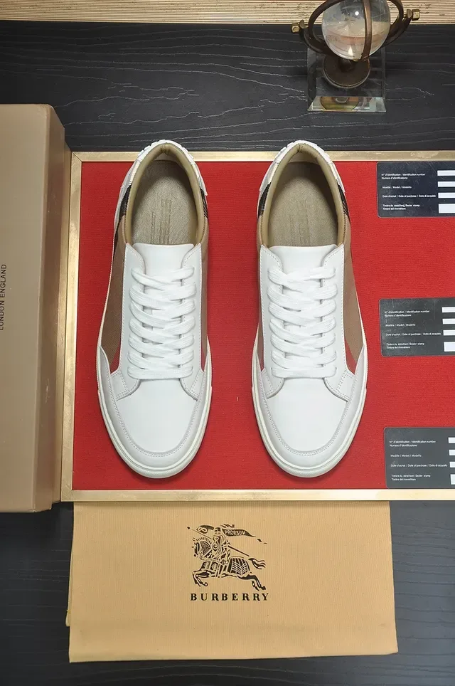 Burberry Chaussures Lifestyle Blanc Beige en Cuero avec Panneau Latéral House Check 4