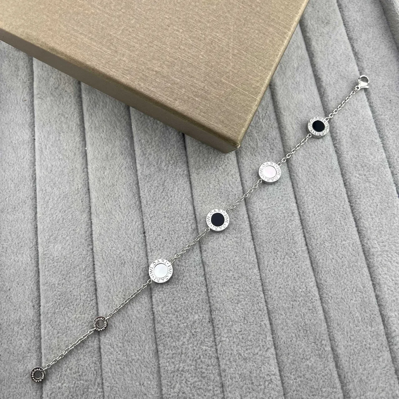 Bvlgari B.zero1 Circular Medallion Chain Bracelet 2