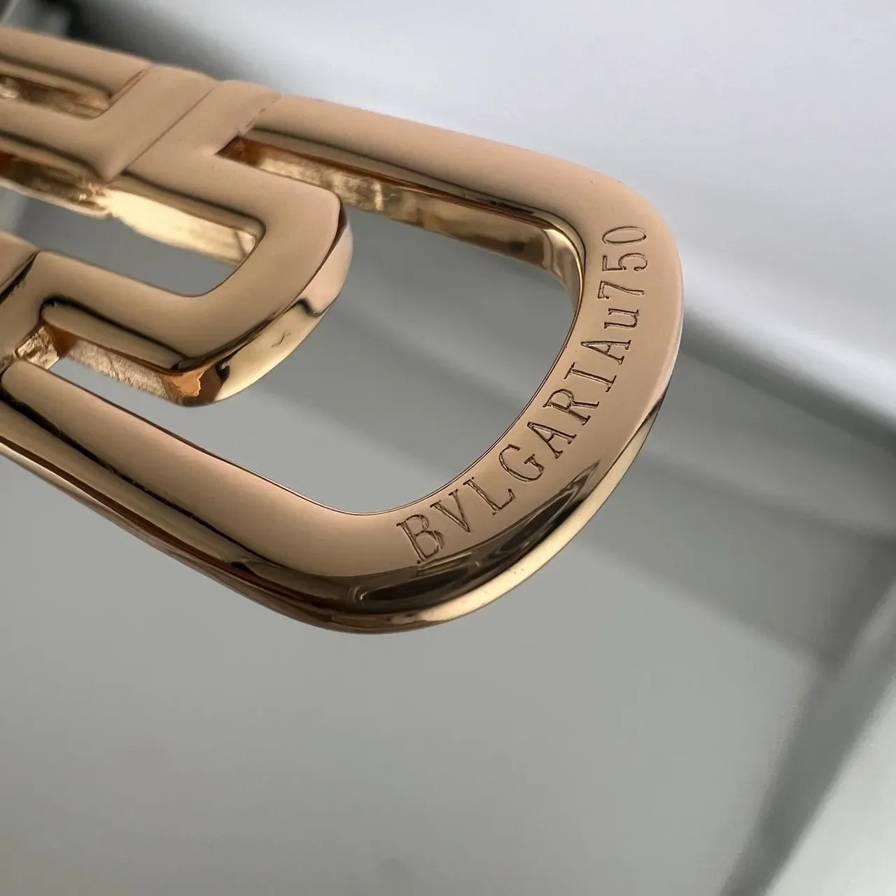 Bvlgari B.zero1 Meander Pavé Pendant Necklace 2